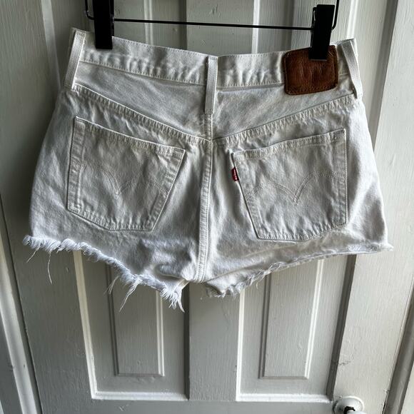 Levi’s 501 Original Cuf-Off Jean Shorts White - Picture 6 of 12